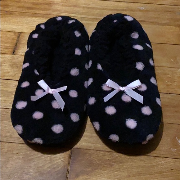 Shoes - Woman’s, House Slippers.